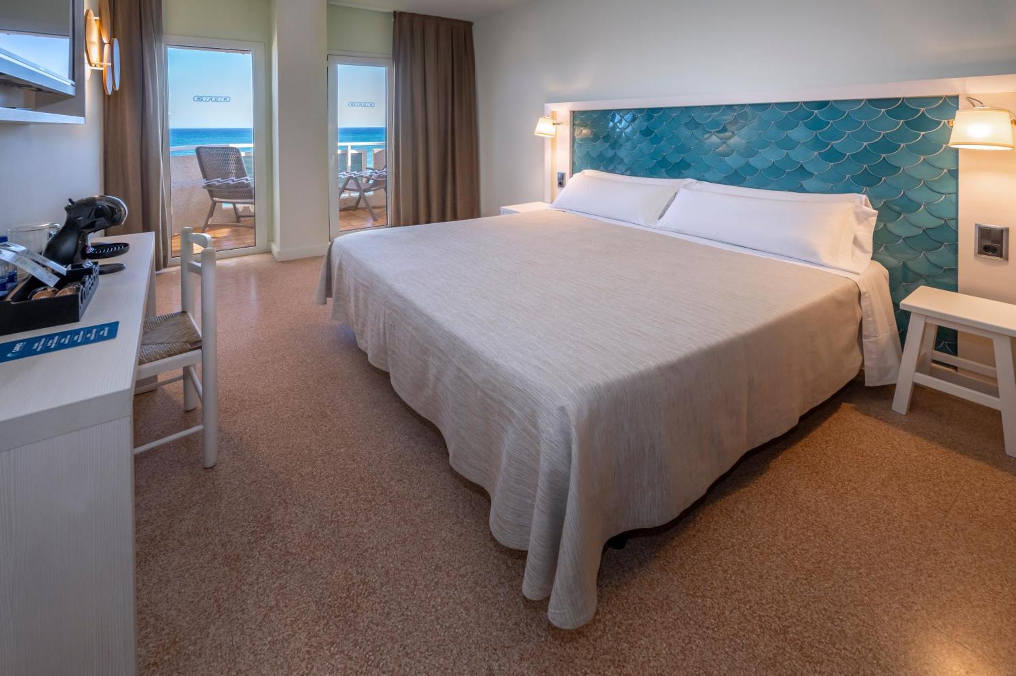 Doble Privilege Front sea view